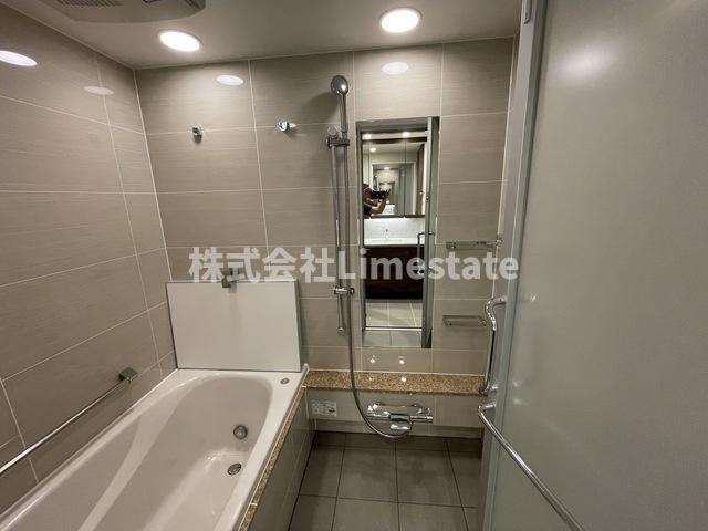 バス・シャワールーム　別部屋参考写真