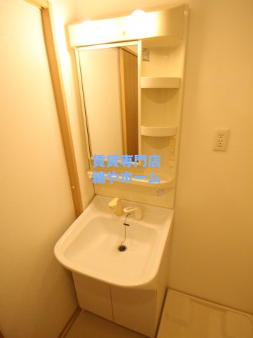 洗面設備　広い洗面スペース