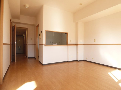 居室・リビング　※写真は他号室です