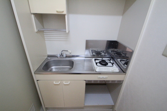 キッチン　※別部屋の写真です