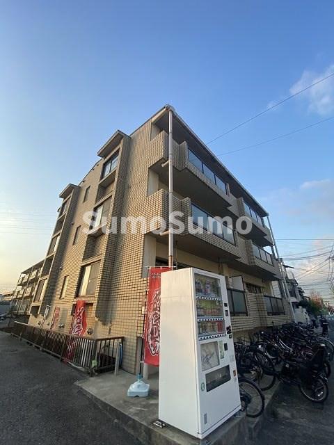 建物外観　外観は落ち着いています