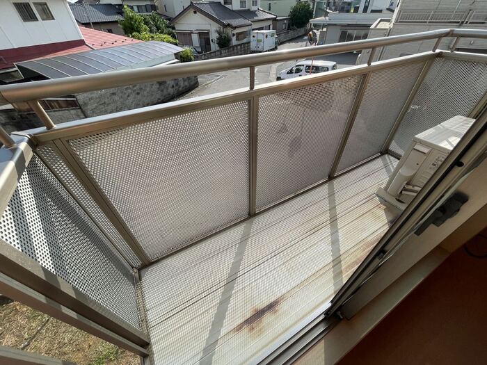 バルコニー　バルコニー