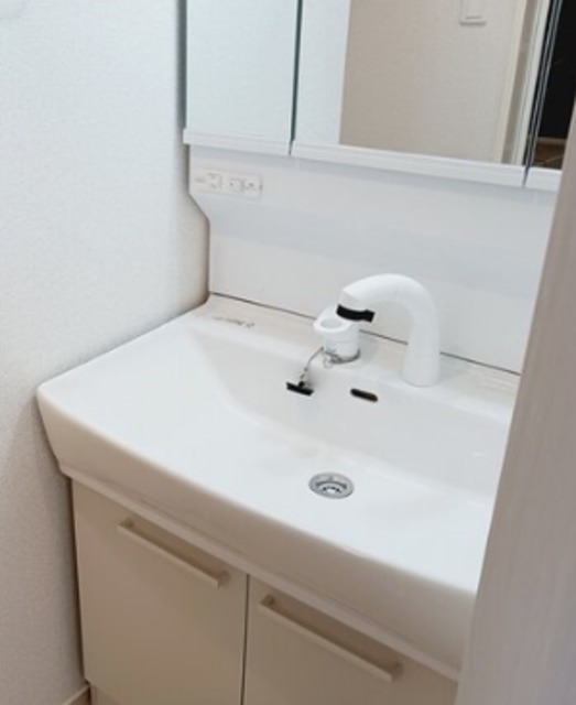洗面設備　同仕様