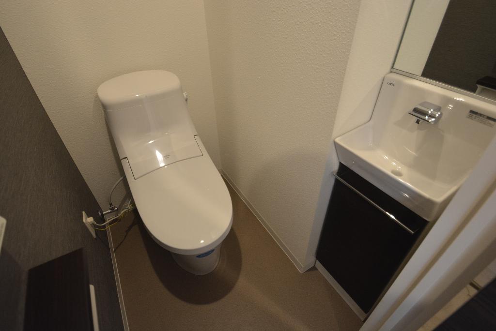 トイレ　シャワー付トイレ