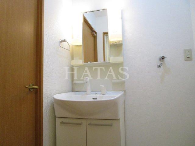 洗面設備　同物件別部屋です。