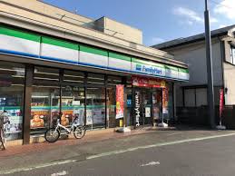 コンビニ　ファミリーマート 松戸橋店（コンビニ）まで493m