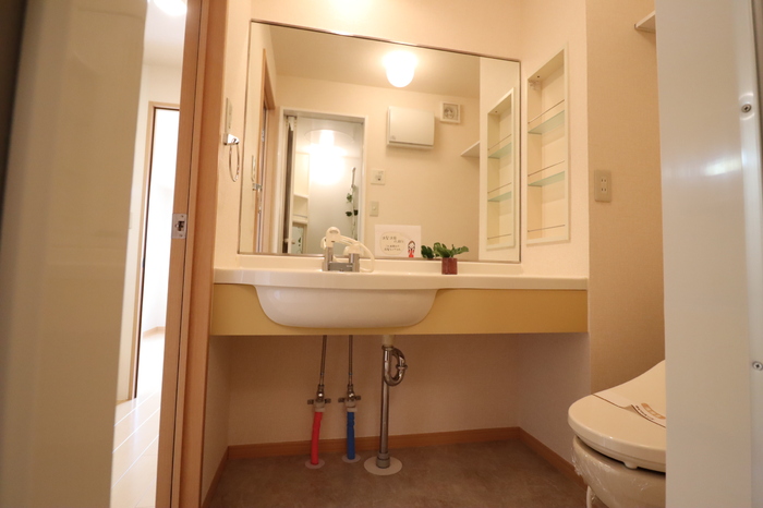 洗面設備　大型洗髪洗面化粧台