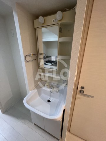 洗面設備　メゾン夕陽ヶ丘　独立洗面台