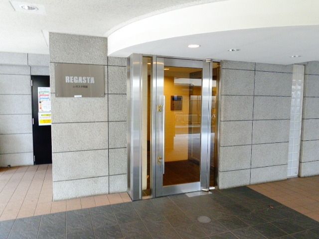 エントランス　エントランス