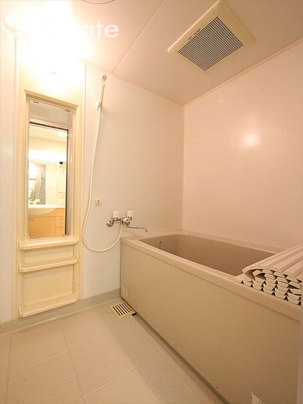 バス・シャワールーム　バスルーム