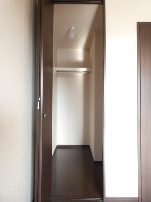 収納　図面と現状に相違がある場合には現状を優先