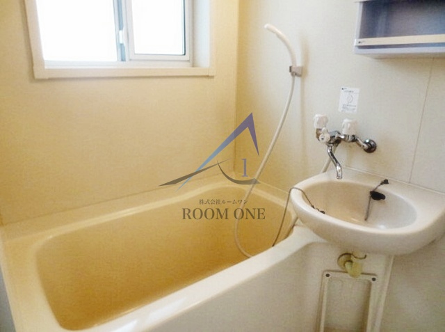 バス・シャワールーム　お風呂です。