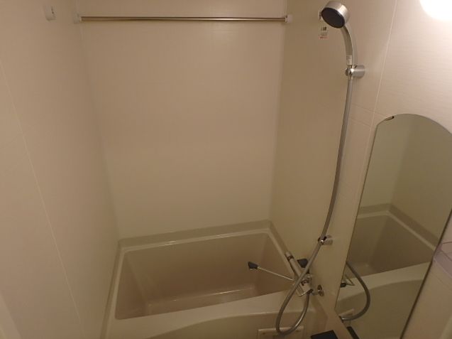 バス・シャワールーム　スワンズシティ新大阪ヴィーヴォ　風呂