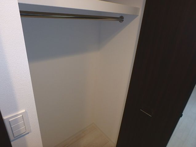 収納　スワンズシティ新大阪ヴィーヴォ　収納