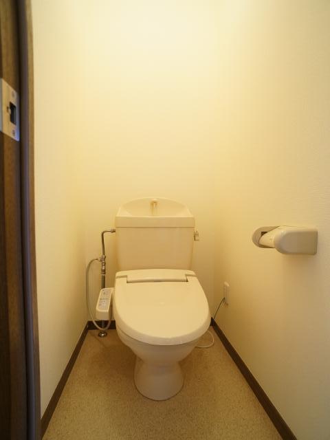 トイレ　バストイレ別なので毎日快適♪