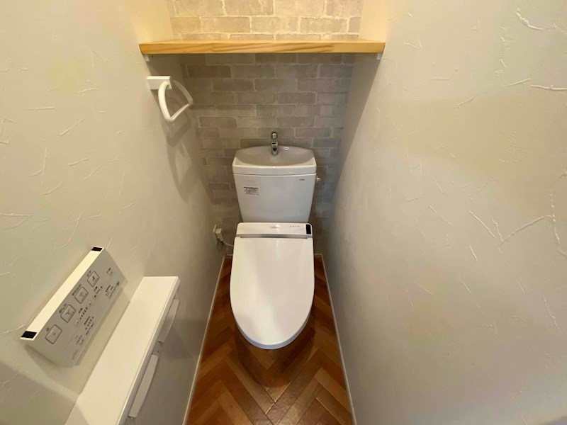 トイレ　別号室イメージ