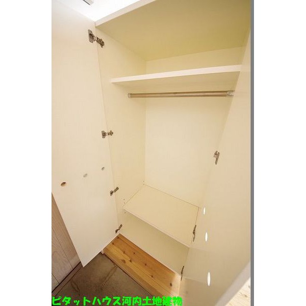 収納　可動式収納