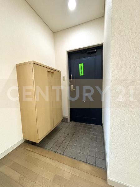 玄関　※他のお部屋の写真です。