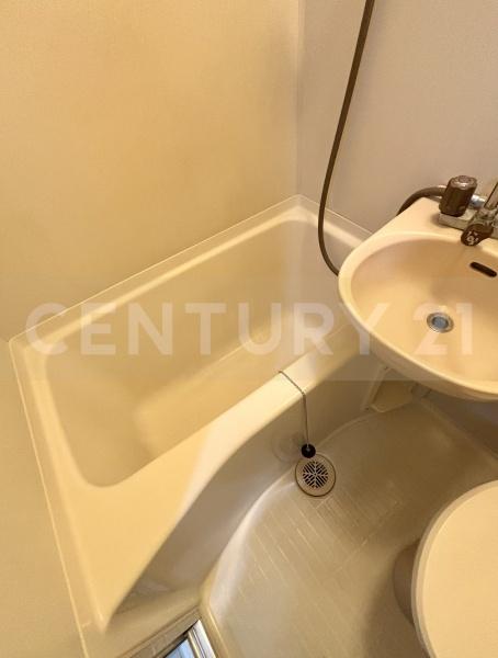 バス・シャワールーム　※他のお部屋の写真です。