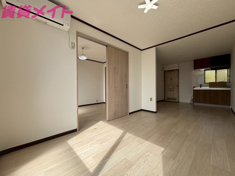 キッチン　同型参考写真