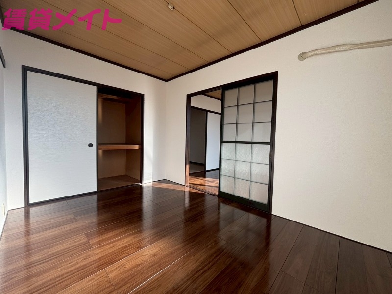 居室・リビング　同型参考写真