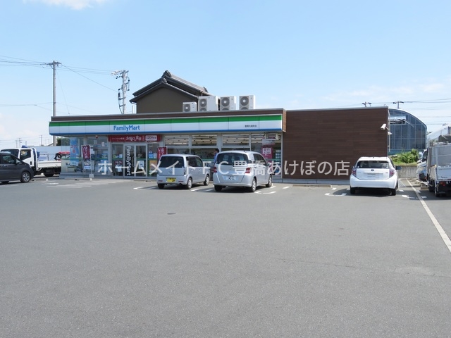 コンビニ　ファミリーマート豊橋大崎町店（コンビニ）まで1417m