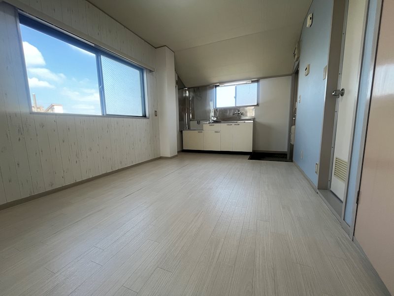 その他部屋・スペース　2面採光で通風良好★