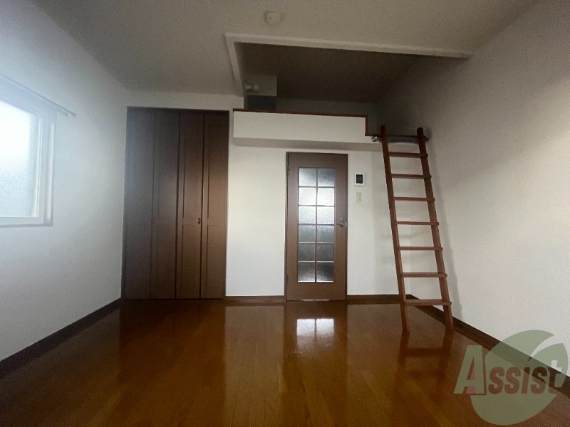 その他部屋・スペース　別角度から洋室を撮影しました。イメージは掴めますか。