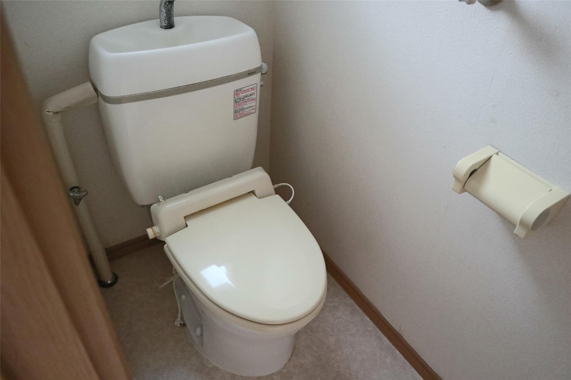 トイレ　トイレ