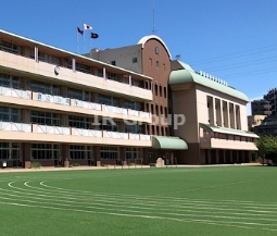 小学校　足立区立梅島小学校（小学校）まで413m