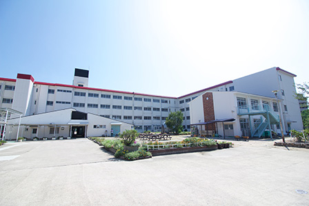 小学校　神戸市立花谷小学校（小学校）まで659m