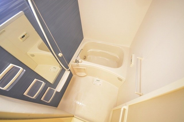 バス・シャワールーム　浴室乾燥機付き