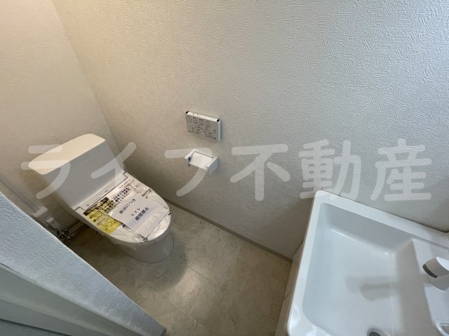 トイレ　トイレもきれいです