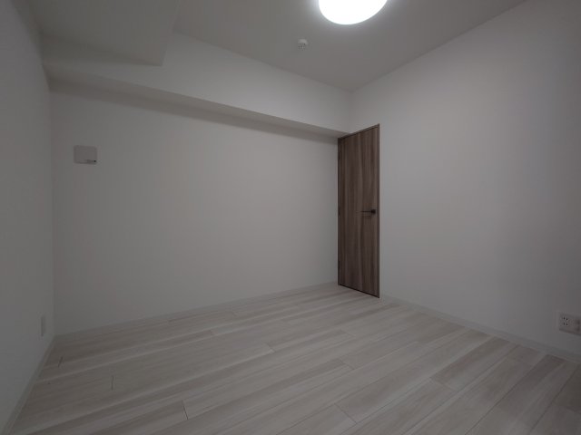 居室・リビング　個人の部屋や寝室として使える洋室です