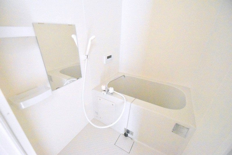 バス・シャワールーム　COLLINA中山新町