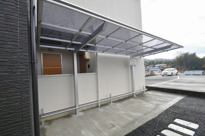 その他共有部分　COLLINA中山新町　屋根付き駐輪場