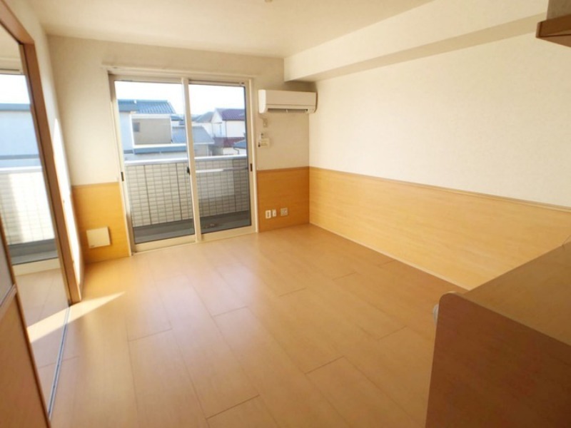 居室・リビング　図面と現状に相違がある場合には現状を優先