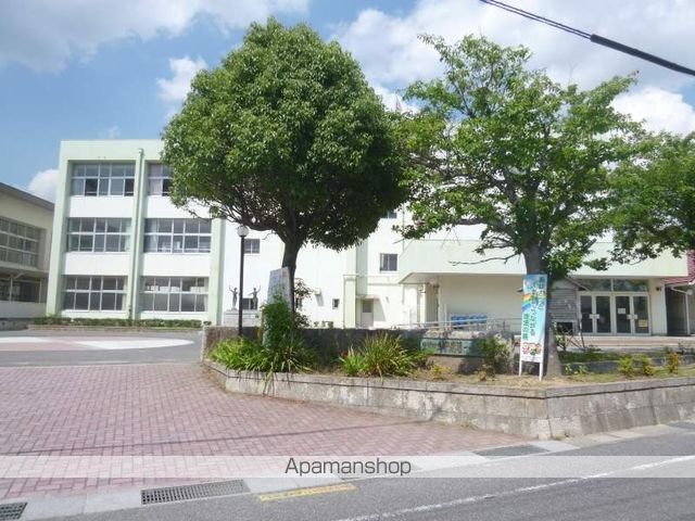 小学校　甲賀市立小学校甲南第一小学校（小学校）まで2172m