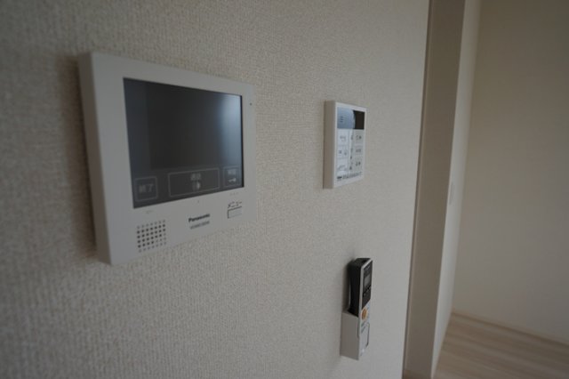 セキュリティ　掲載写真は同型モデルを掲載しており実際のお部屋と仕様等が異な