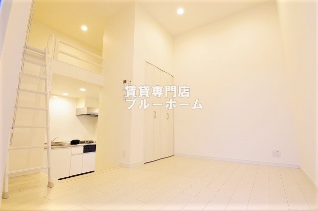 居室・リビング　6帖の洋室です！