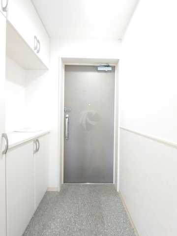 玄関　アビティ砧