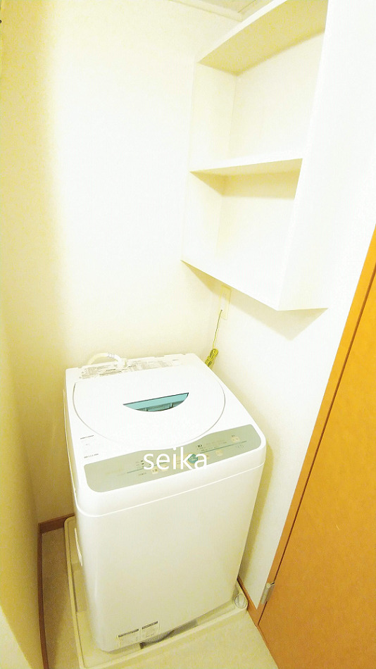 洗面設備　全自動洗濯機