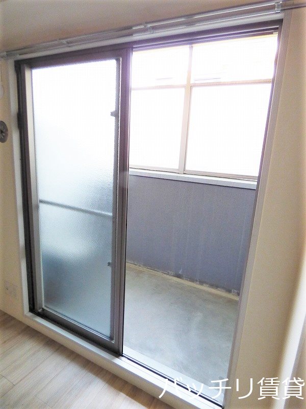 バルコニー　※室内写真等は別号数の為、現状優先となります。