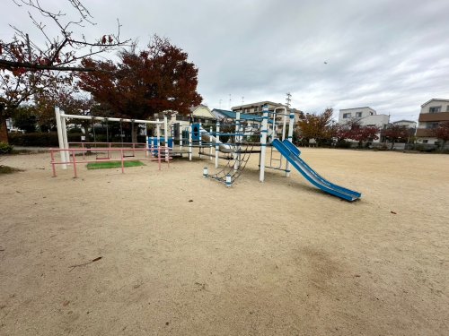 公園　東富松北公園（公園）まで530m