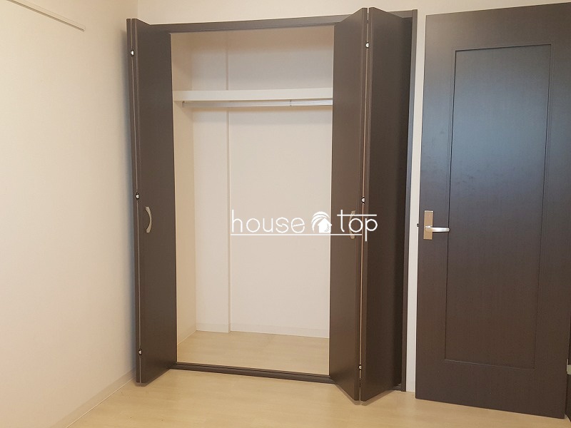 収納　各お部屋ホールに収納があるので収納豊富です！