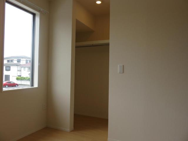 収納　ウォークインクローゼット