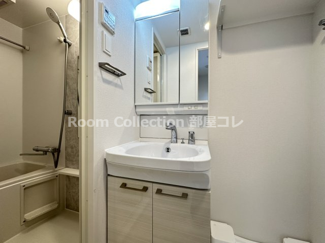 洗面設備　同シリーズイメージ写真 反転色違い 現況と異なる場合現況優先