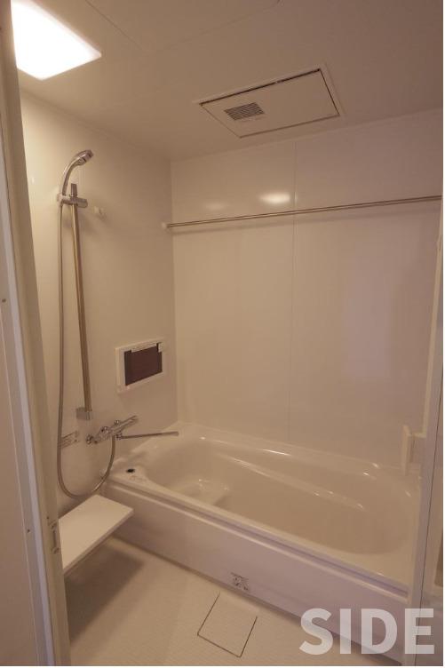 バス・シャワールーム　浴室TVつき！