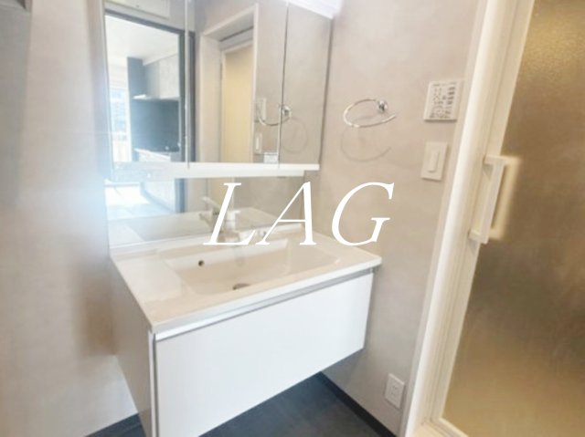 洗面設備　洗面台です。