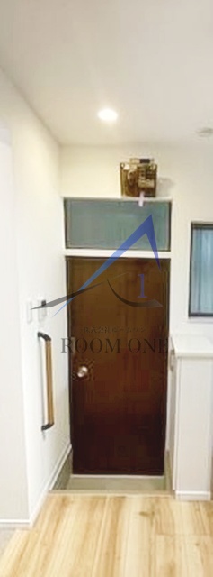 玄関　玄関です。